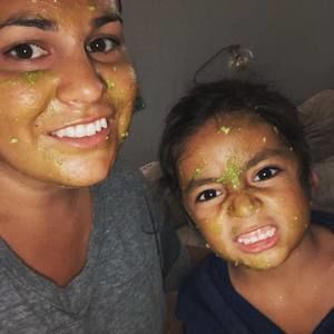 Meet your Posher, Adelina